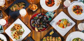 Belçika mutfağı, hem Fransız hem de Hollanda mutfağından izler taşıyan, aynı zamanda kendine özgü tarifleriyle öne çıkan bir gastronomi dünyasına sahiptir. Ülkenin coğrafi konumu, tarih boyunca farklı kültürlerden etkilenmesine ve bu etkilerin yemeklere yansımasına olanak tanımıştır. Belçika yemekleri, kaliteli malzemeler, özenli sunum ve zengin tat çeşitliliği ile tanınır. Konulu bir haber görseli.