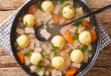 Liechtenstein mutfağı, Avrupa’nın kalbinde küçük ama kültürel açıdan zengin bir ülkenin gastronomik mirasını yansıtır. İsviçre ve Avusturya mutfaklarından etkilenen bu mutfak, hem geleneksel hem de modern tarifleri ile dikkat çeker. Tarih boyunca köy evlerinden saray sofralarına kadar uzanan yemek kültürü, ülkenin yemek geleneğini korumasında önemli bir rol oynamıştır. Konulu bir haber görseli.