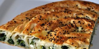 Sofralarda Börek Çeşitleri Geleneksel Ve Modern Tatlar Börek, Türk mutfağının en sevilen hamur işleri arasında yer alır. İncecik açılan yufkaların içine farklı iç malzemeler konularak hazırlanan börekler, sofralara zenginlik ve lezzet katar. Sofralarda börek çeşitleri, hem kahvaltıların hem de ana öğünlerin vazgeçilmezidir. Geleneksel tariflerin yanı sıra modern dokunuşlarla çeşitlenen börekler, her damak tadına hitap eder. Sofralarda börek sunumu, misafirlerin beğenisini kazanmanın yanı sıra kültürel bir paylaşımın da ifadesidir. Konulu bir haber görseli.