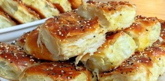 Börek, Türk mutfağının en sevilen hamur işleri arasında yer alır. İnce açılmış yufkaların, çeşitli iç malzemelerle buluşması sonucu ortaya çıkan börek, kahvaltıdan ana öğüne kadar pek çok öğünde tercih edilebilir. Geleneksel tarifler, nesilden nesile aktarılırken, modern mutfaklarda farklı dolgu ve pişirme teknikleriyle yeni yorumlar kazanıyor. Konulu bir haber görseli.